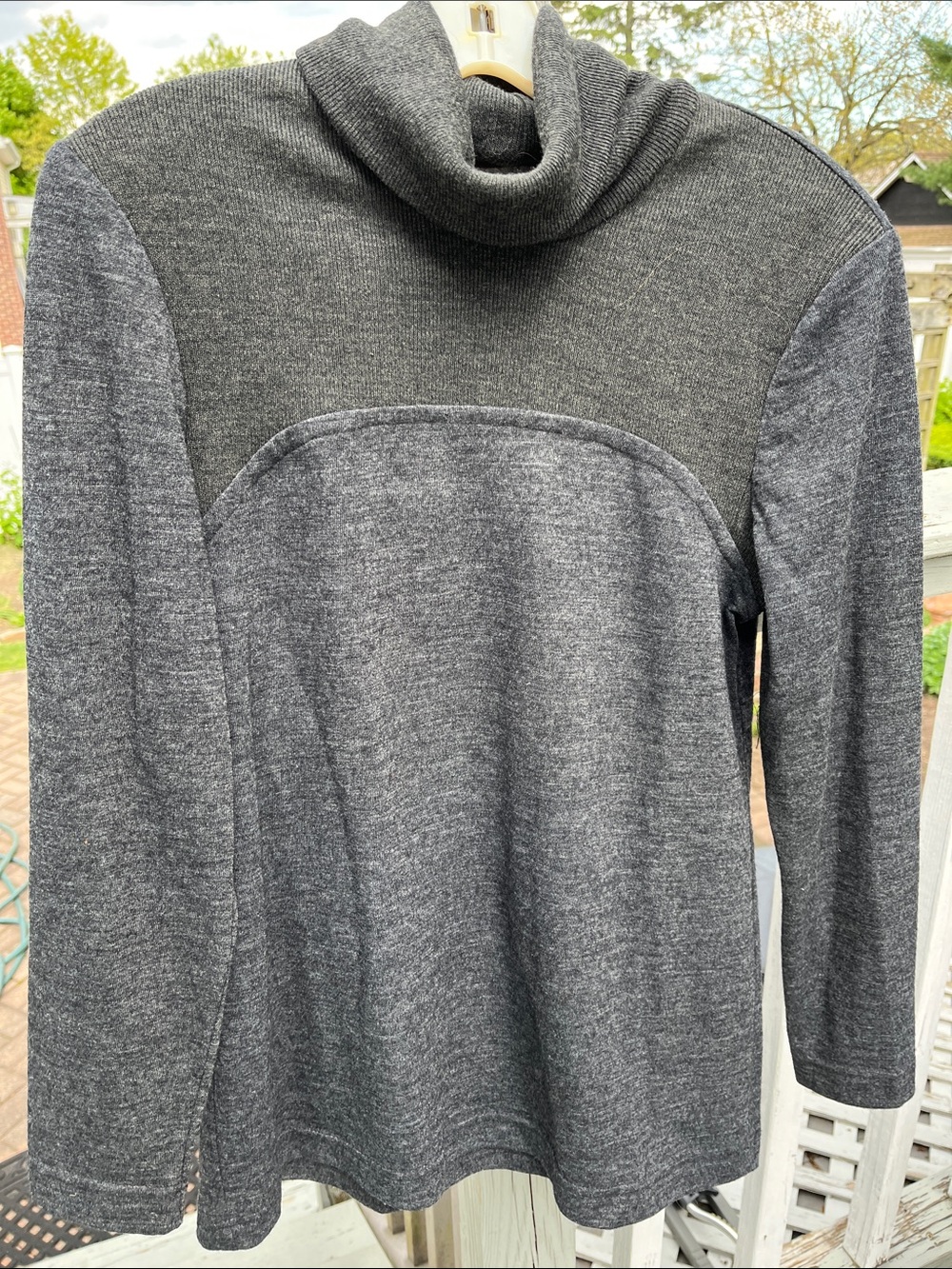 Platinum Cozy Women's Dark Gray Turtleneck Pullover Sweater